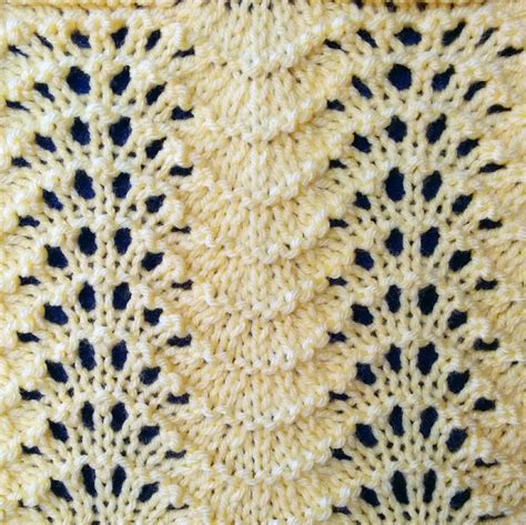 Old shale knitting pattern variations. . Feather and fan knitting pattern